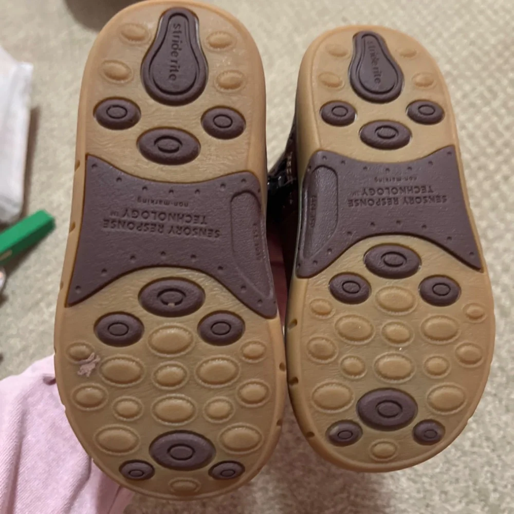 Stride Rite boots - Picture 11 of 11